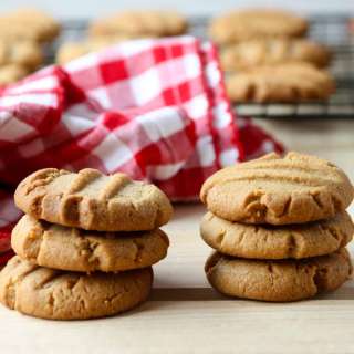 Gluten-Free Peanut Butter Cookies (Flourless)