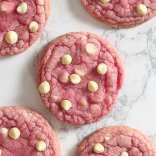 Nesquik Strawberry Milkshake Cookies