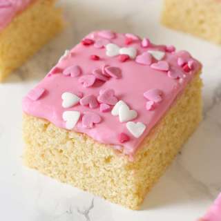 Valentine's Tray Bake Cake