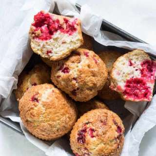 Easy Raspberry Muffins
