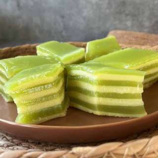 Bánh Da Lợn (Vietnamesischer Pandan-Schichtkuchen)