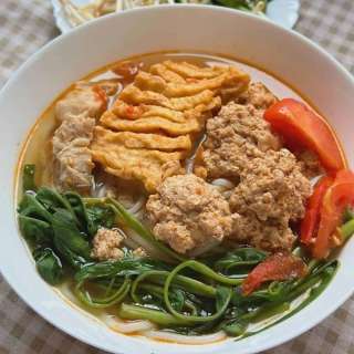 Canh Bún (Vietnamese Crab Noodle Soup with Water Spinach)