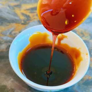 Vietnamesische Karamellsauce - Nước Màu (2 Zutaten)