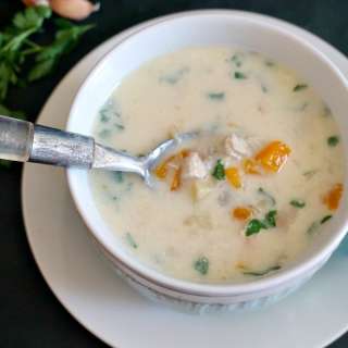 Chicken Soup with Garlic and Sour Cream