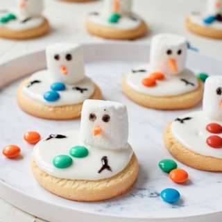 Easy Melted Snowman Cookies
