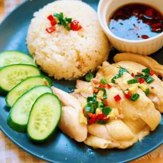 Hainanese Chicken Rice aus dem Instant Pot