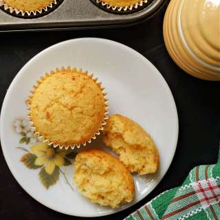 Buttermilk Cornbread Muffins