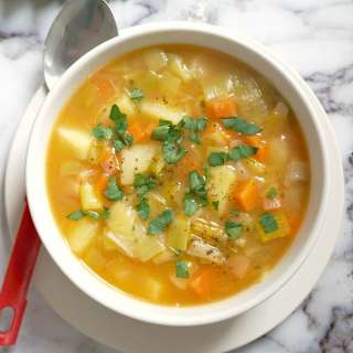 Chunky Leek and Potato Soup (No Cream)