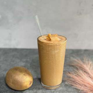 Chikoo Shake | Sapota Milkshake (Vietnamese-Style)