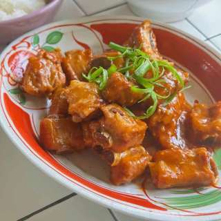 Vietnamese Sweet & Sour Pork Ribs (Sườn Xào Chua Ngọt)