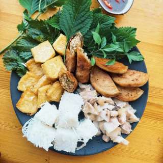 Bún Đậu Mắm Tôm: Hanois Legendäres Streetfood