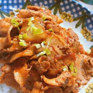 Kimchi Duruchigi - Easy Korean Kimchi Pork Belly Stir Fry
