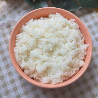Fluffiger Jasminreis aus der Mikrowelle