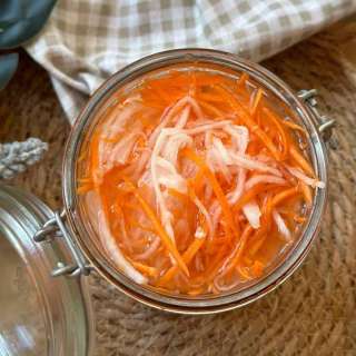 Đồ Chua (Vietnamesische Eingelegte Karotte & Rettich/Daikon)
