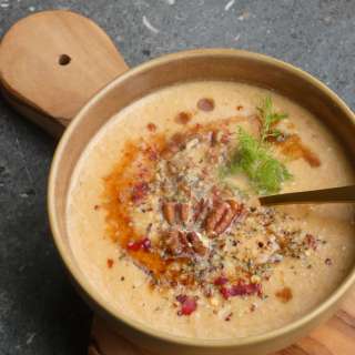 Vegan fennel leek soup with cashew cream