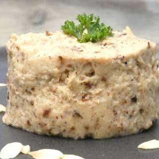 Cauliflower puree with tahin or almond paste (no potatoes)