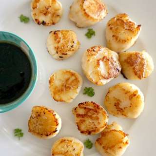 Pan-Fried King Scallops with Chinese Brown Sauce