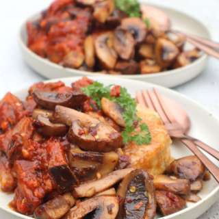 Medical Medium aubergine stoof met kastanje champignons en aardappelpuree
