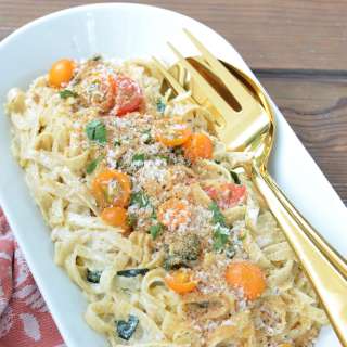 Kale and Tomato Alfredo