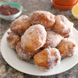 Easy No-Yeast Beignets Recipe