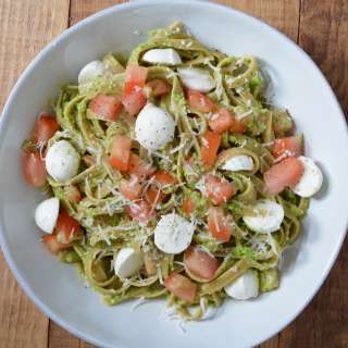 Tomato Basil Weeknight Pasta