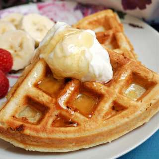 Healthy Banana Waffles