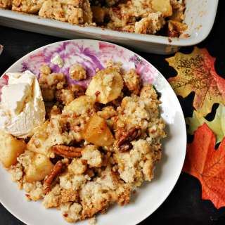 Apple Pecan Crumble