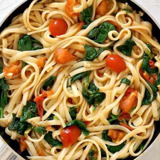Spinach and Tomato Pasta