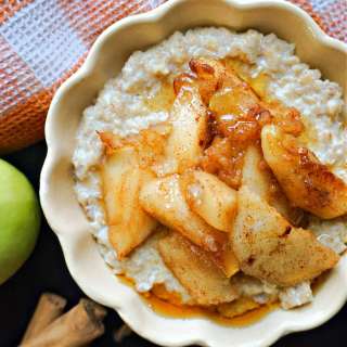 Apple and Cinnamon Porridge