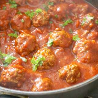 Meatballs in Tomato Sauce