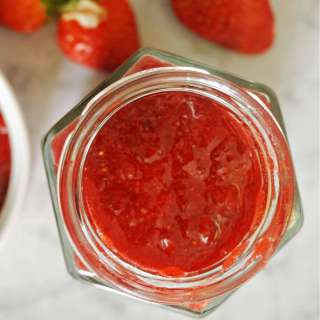 Strawberry Jam with Frozen Strawberries