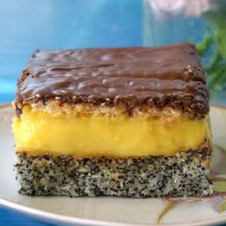 Poppy Seed Bars with Custard Filling and Nutella