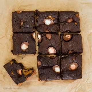 Easter Brookie Recipe - Mini Egg Cookie Base and Mini Creme Egg Brownie