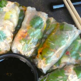 Summer rolls with shiitake champignons, taugé en koriander