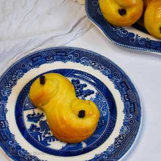 Easy St Lucia Saffron Buns