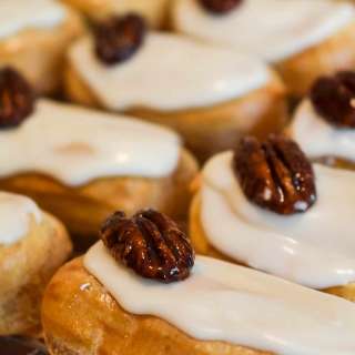 Candied Maple Praline Éclairs
