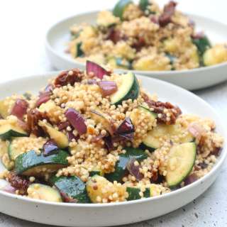 'Couscous' from millet with courgette, sundried tomatoes and garlic