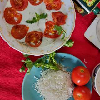 Roasted Tomato Yogurt Dip