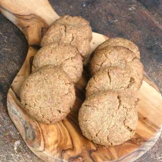 Tigernut (chufa) sugar cookies