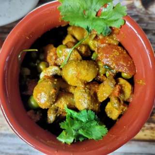 Matar Mushroom Recipe- Indian Mushroom Matar Curry
