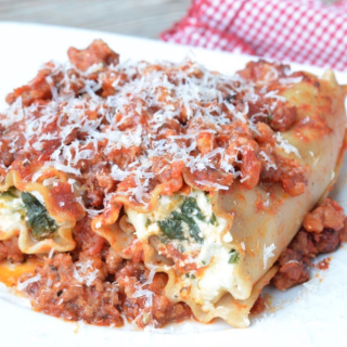 Stuffed Spinach & Sausage Pasta Rolls