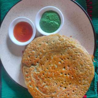 Green Moong Dal Uttapam (Mung Bean Pancake)