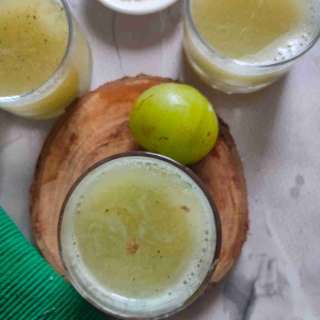 Amla Juice Recipe (Indian Gooseberry Juice)