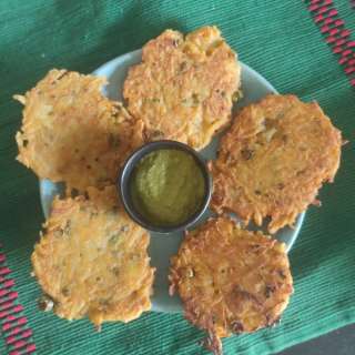 Easy Vegan Latkes (Potato Pancakes)- Gluten Free!