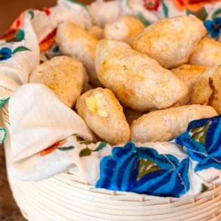 Mini Bolillos with Spicy Cream Cheese