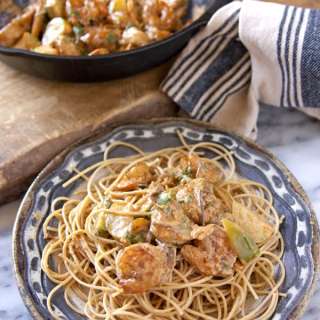 Camarones en Salsa de Crema Picante (Spicy Shrimp in Cream Sauce)