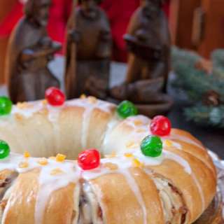 Rosca de Reyes (Three Kings Bread)