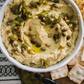 Spicy Roasted Green Chile Hummus