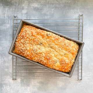 Kale and Cheese Quick Bread