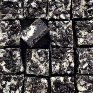 Oreo Cheesecake Brownies